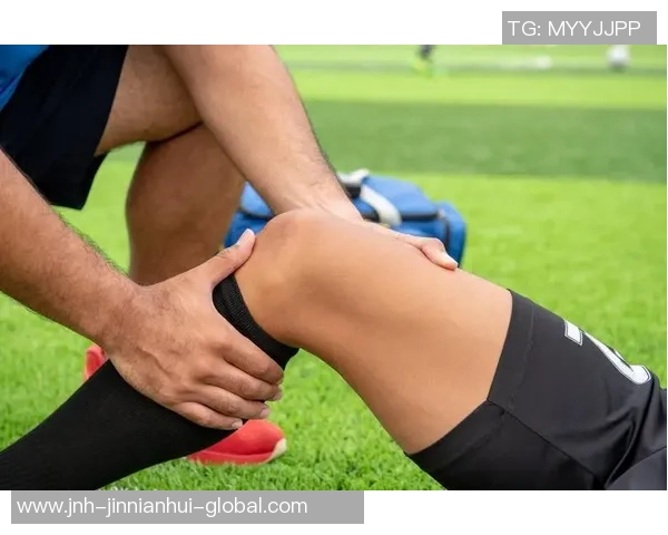 足球袜勃起现象解析与运动员心理状态的深度探讨